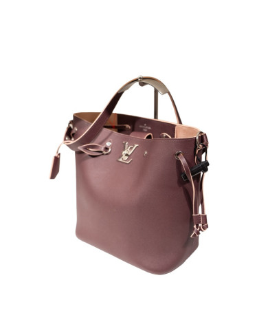 Sac Louis Vuitton Lock Me